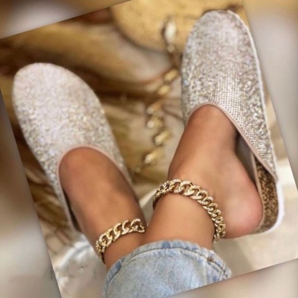 xoxoklowe Shoes - Size 6 Rhinestone Embellished Glam Mule Slides
